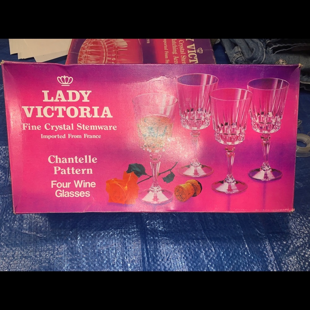 Lady Victoria fine crystal stemware & accessories
